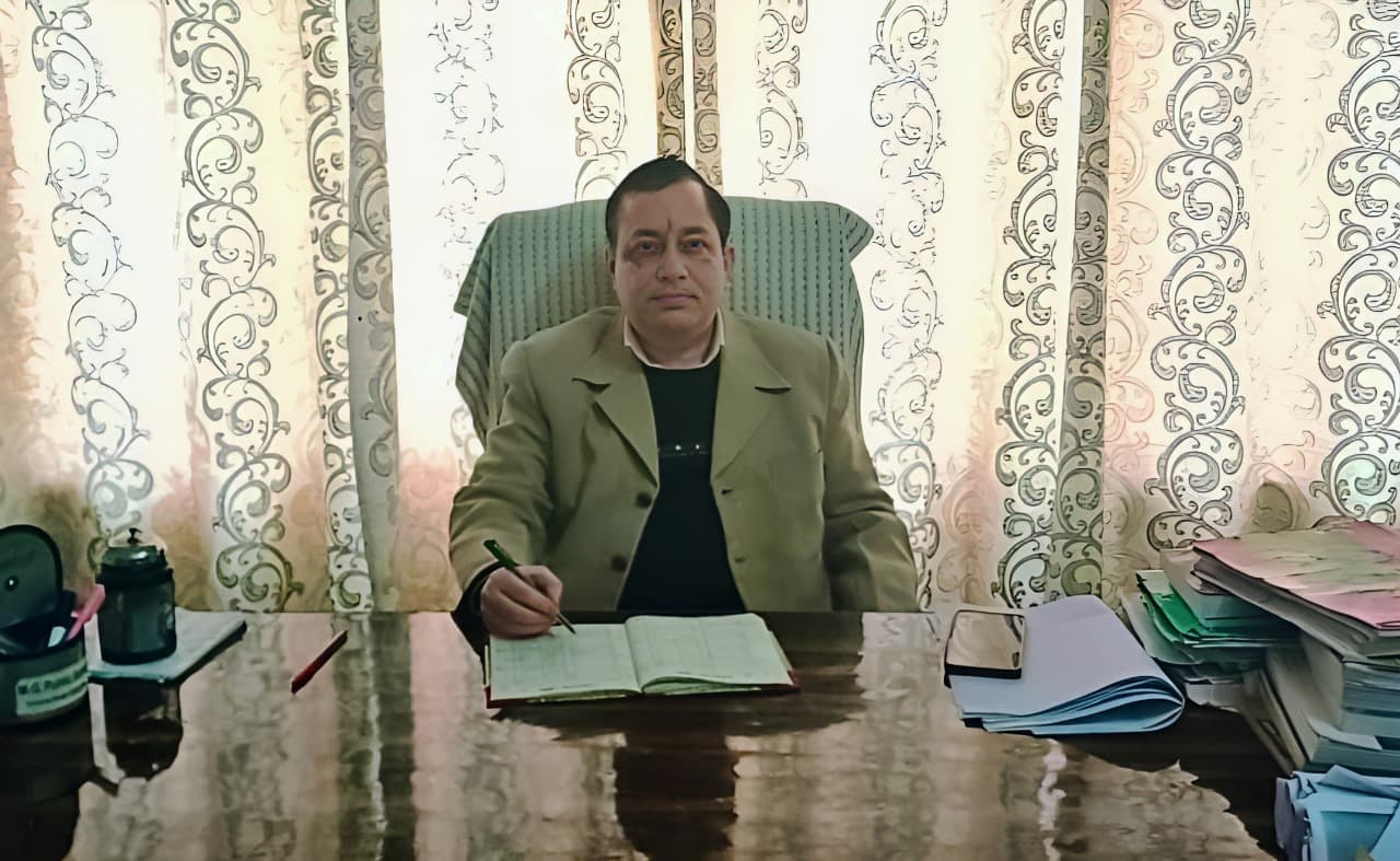 Ms. Prachi Garg speaking at podium